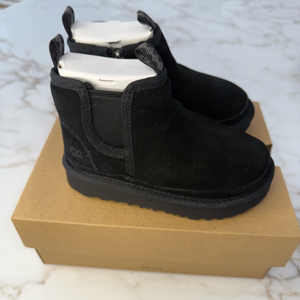 Ugg Toddler Neumel Chelsea